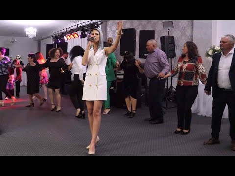 SARBA PE SISTEM la CLAPA si SAXOFON Artistic BAND Madalina SARBA OLTENEASCA NOUA