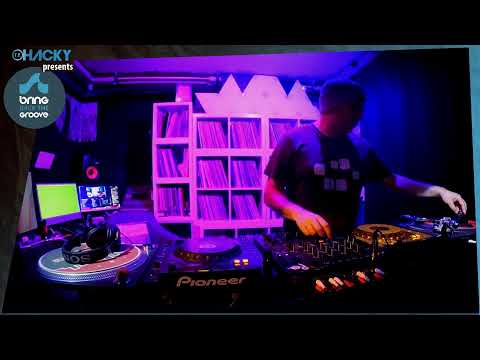 TT HACKY (OFFICIAL) LIVE IN THE MIX - BREAKBEAT Silvester Special