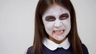 Halloween | Vampire Tutorial | SNAZAROO
