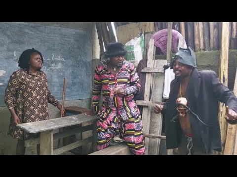 ( Partie 02 ) Le répétiteur de Moumou la fille du sorcier Ezaboto - MOUMOU 19