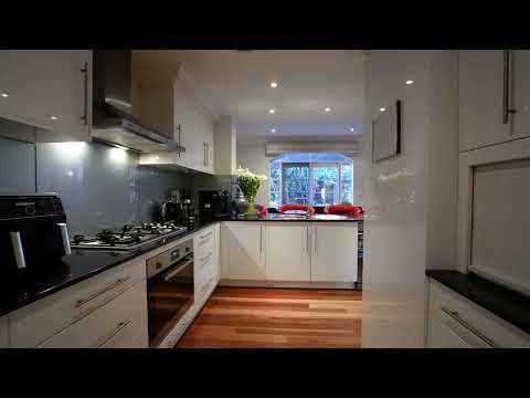 4 bed, 2 bath house in perth - Photo 3