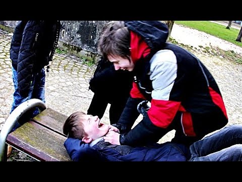 MOBBING wegen HOBBY #2 - ALLE gegen EINEN!