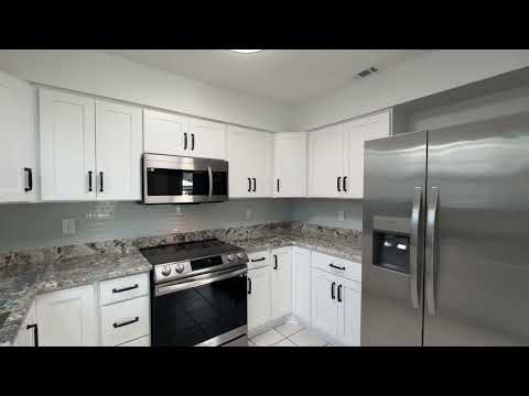 Updated Home in Prime Niceville Location! property video