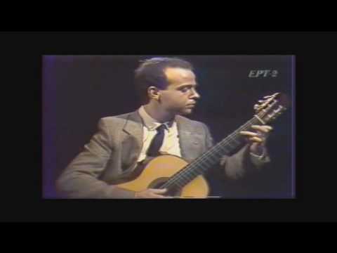 iakovos Kolanian - plays Paganini Caprice No. 24