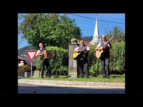 ANSAMBEL A'BUP - PLAVAJ PO MOŠKO