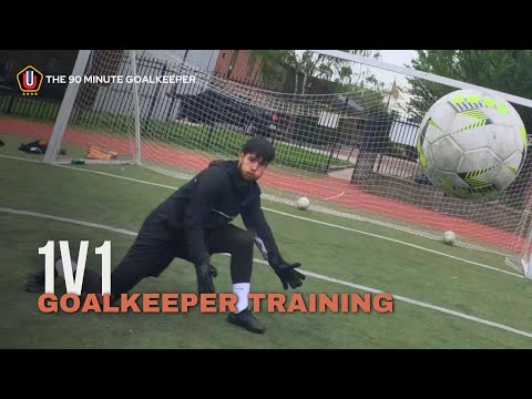 Goalkeeper Training: How to save breakaways | 1v1 Drills & Tips