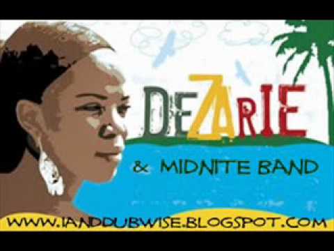 Dezarie - Real Luv - LIVE