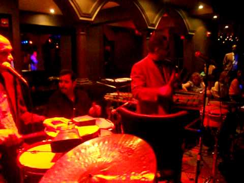 A las seis es la cita - Jimmy Sabater & Jose Mangual Jr. con Son Boricua.AVI