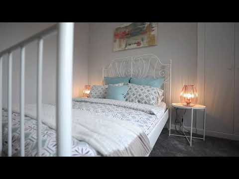 ManAndCam.co.uk video.