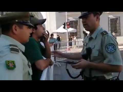 Control de Identidad por Silbar, La Moneda, Santiago Miércoles 11 Marzo 2020