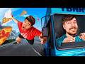 Delivering PIZZA To 100 YOUTUBERS