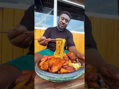 I Tried The Most Popular Street Food Spaghetti Joint in Lagos - Korede Spaghetti in Surulere