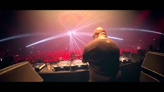 Carl Cox drops a bomb track at Carl Cox invites friends - Awakenings ADE 2015 (Gashouder)