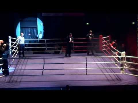 Siam Warriors 2012 - Julian Bengtsen vs. Minh Le