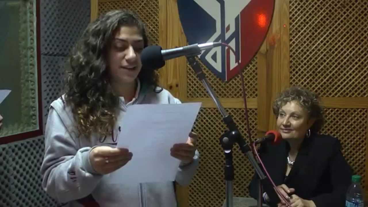 Mabel Katz is interviewed by José Hernandez High School Students