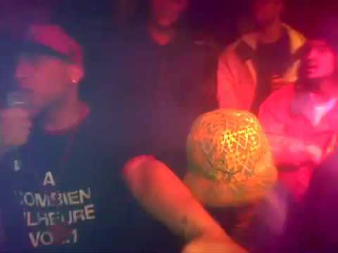 1er show Chucky Performance live 23 Nov 2012 ( 01)