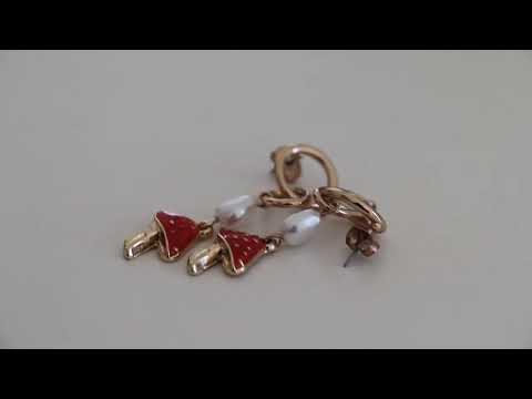 my fav' earrings 🍄🍄