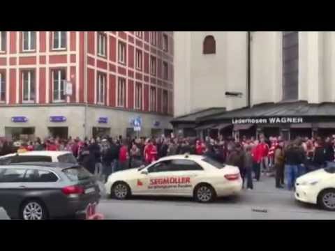 Amateur-Derby: So feiern die Bayern-Fans im Tal