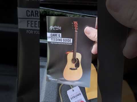 Unboxing 2020 Martin D15M