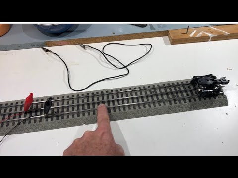 How to make an isolated track with O gauge Lionel Fastrack