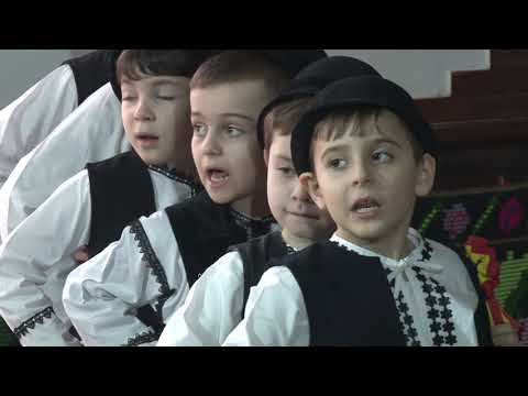 GRUPUL FOLCLORIC VOCAL DORULET - CETINA DIN VARF DE BRAD