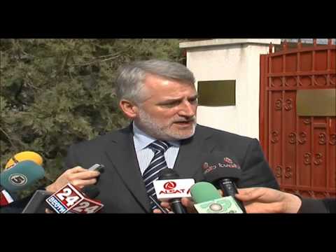 MENDUH THACI PDSH FYEN TELEVIZIONIN ALSAT-M