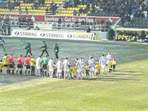 "2.Fussballbundesliga" Alemannia Aachen - St. Pauli (2:1) 04.02.2012