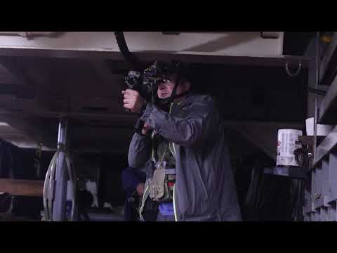 Green Beret 1st SFGp members conduct infiltration training on the Columvia river(Part 2/2).