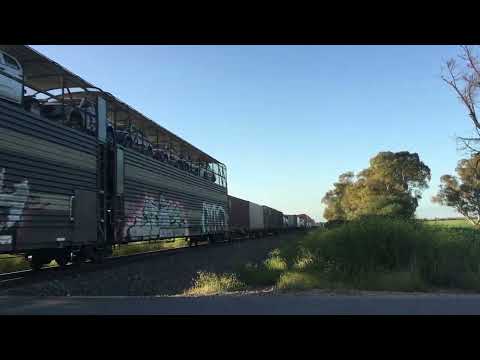 5PM5 NR110 NR55 pass Pratt Road, Korunye