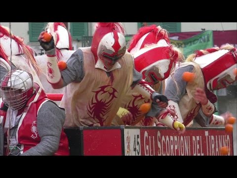 Battaglia arance Gli Scorpioni del Tiranno e Arduini - Carnevale Ivrea 2016