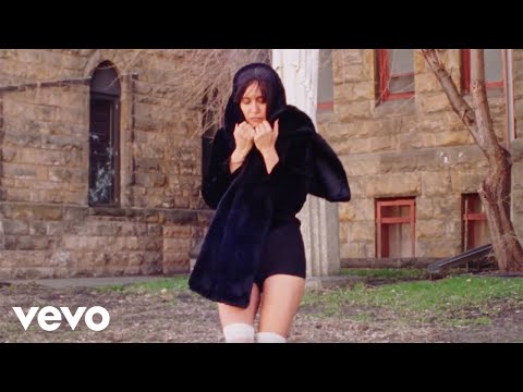 Jesse Jo Stark - skeleton