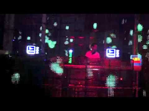 Mahony@Sunwaves 10 / Navodari 13.08.2011 part 1