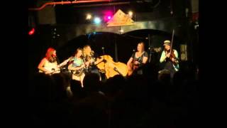 Della Mae Cambridge 6/4/2013 Heaven's Gate