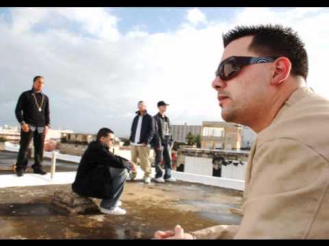 Komprezor Ft Naldo - Seguimos Firmes