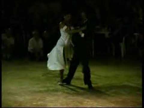  Javier Rodriguez  and  Geraldine Rojas  are  dancing  to  the  tango  "  Tanguera  "
