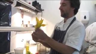 preview picture of video 'Stephen Terry's Meals in Minutes - Spaghetti with courgettes tomatoes and capers'