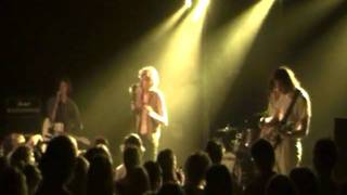 Amber Oak - Mother (I&#39;m Alright), Trästockfestivalen 2011.mpg