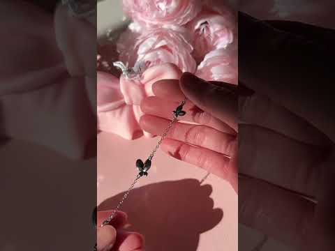 Product video thumbnail