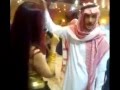 Araplar dansöze para sacıyor 