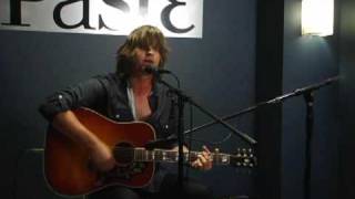 Rhett Miller "Driver 8" live at Paste