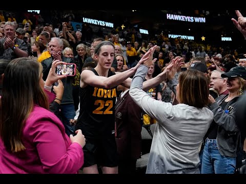 Hawks beat South Carolina press conference