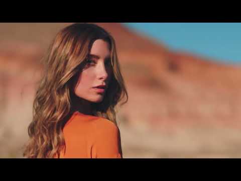 Anas Otman Ft MerOne  Music - Moon love