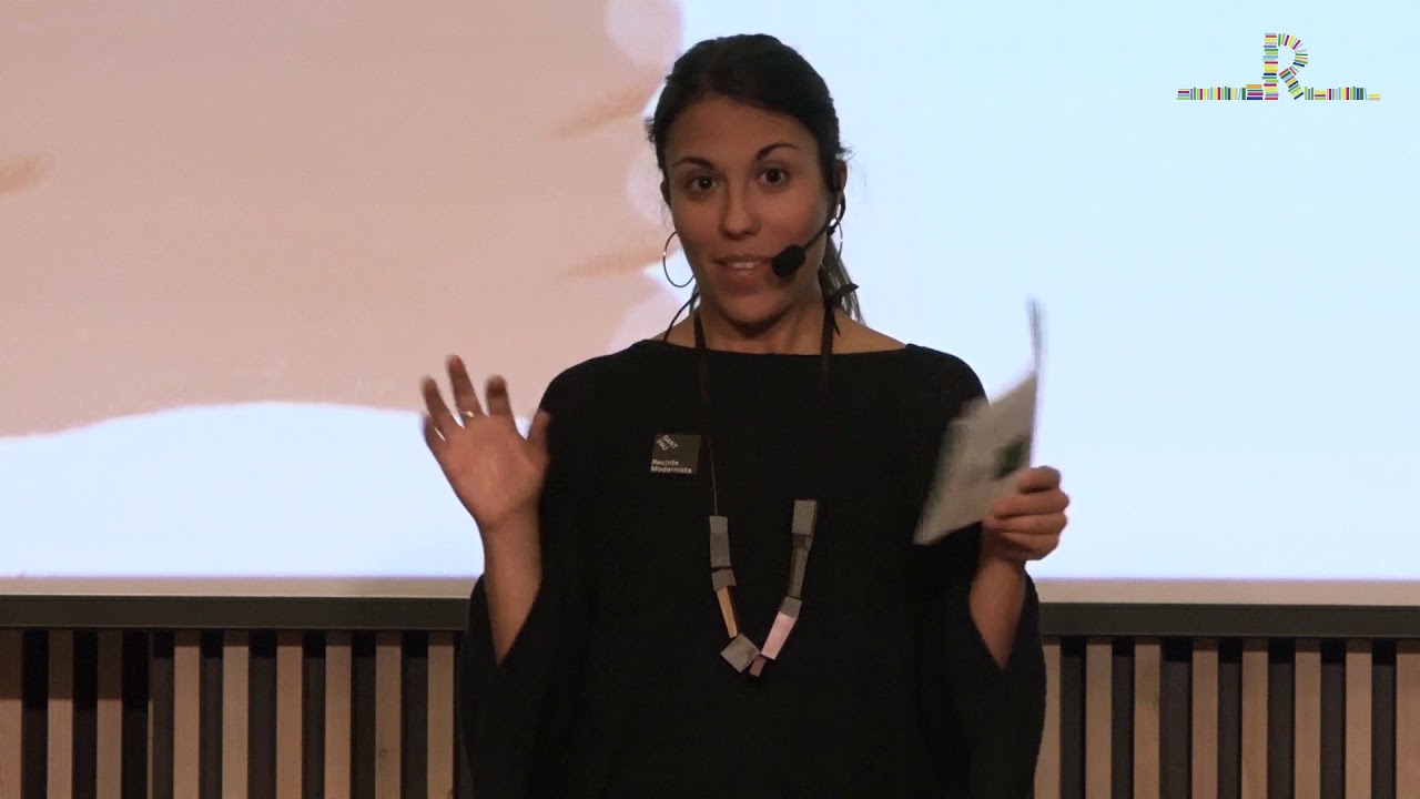 Marta Roig - Els 5 camins per (r)evolucionar la biblioteca escolar!