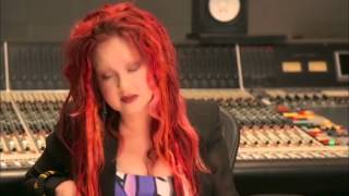 Cyndi Lauper Talks Writing &#39;I&#39;ll Kiss You&#39;