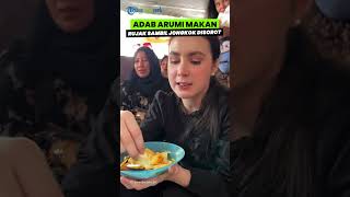 Adab Arumi Bachsin Makan Rujak di Pasar Sambil Jongkok Disorot, Dipuji Istri Pejabat Sederhana