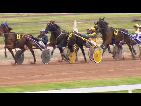 Grand National du Trot Paris-Turf 2017 - Etape 4 Toulouse - La course - BAXTER DU KLAU