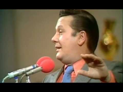 download lagu mp3 mp4 Karneval 1972, download lagu Karneval 1972 gratis, unduh video klip Karneval 1972
