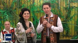 Download lagu Simona Dinescu & Nicuşor Iordan - Bate vânt, e vreme rea mp3 Download lagu Simona Dinescu & Nicuşor Iordan - Bate vânt, e vreme rea mp3