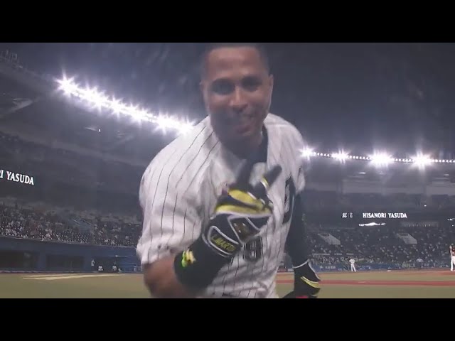 【5回裏】マリーンズ・マーティン 4試合連発はスタンド中段に突き刺さる逆転の3ランアーチ!! 2020/8/11 M-F