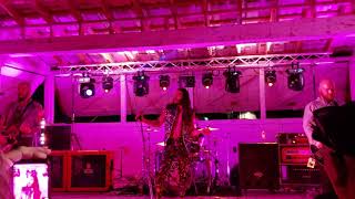 Queen of the Light by Crobot